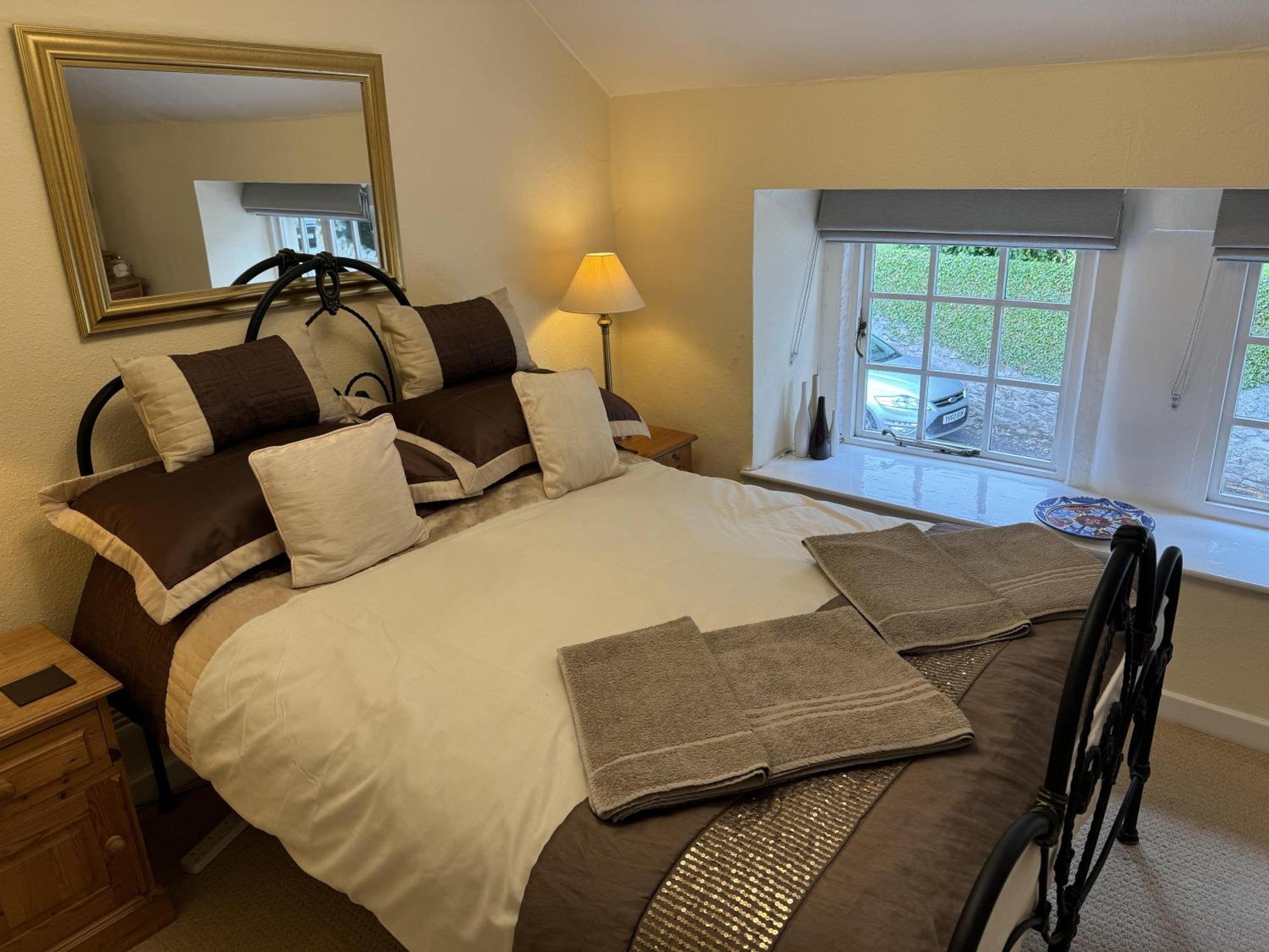 Superbly Appointed 3 Bedrooms And 3 Bathrooms Holiday home *